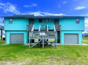Beach Hut - Half Duplex Just a Few Blocks to Sand Shore and Jetty Park